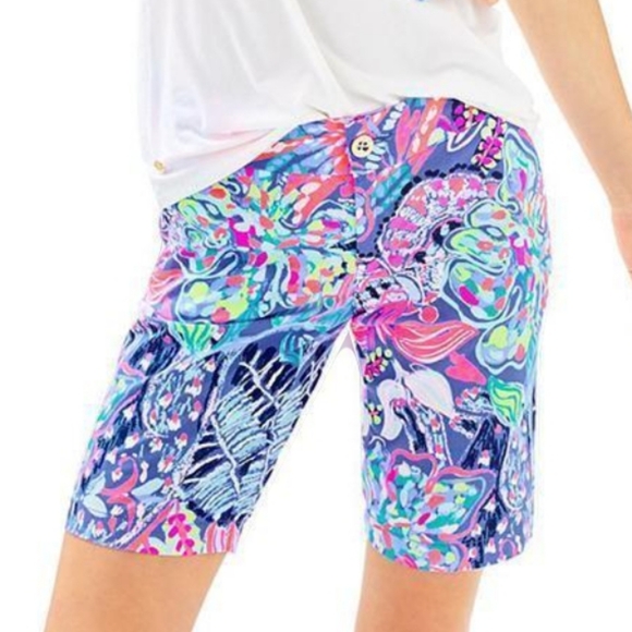 Lilly Pulitzer Pants - Lilly Pulitzer 10" Chopper Bermuda Shorts Floral